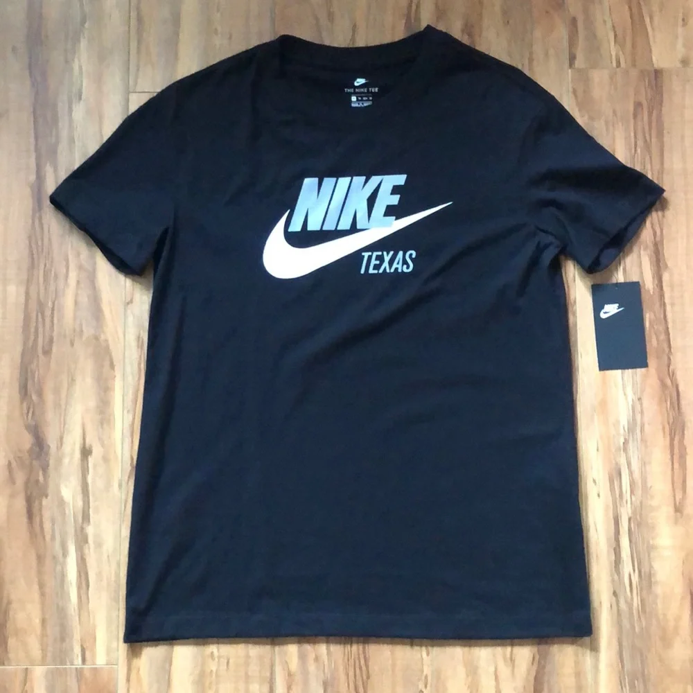 NWT Nike Texas The Nike Tee T-Shirt Women’s XS